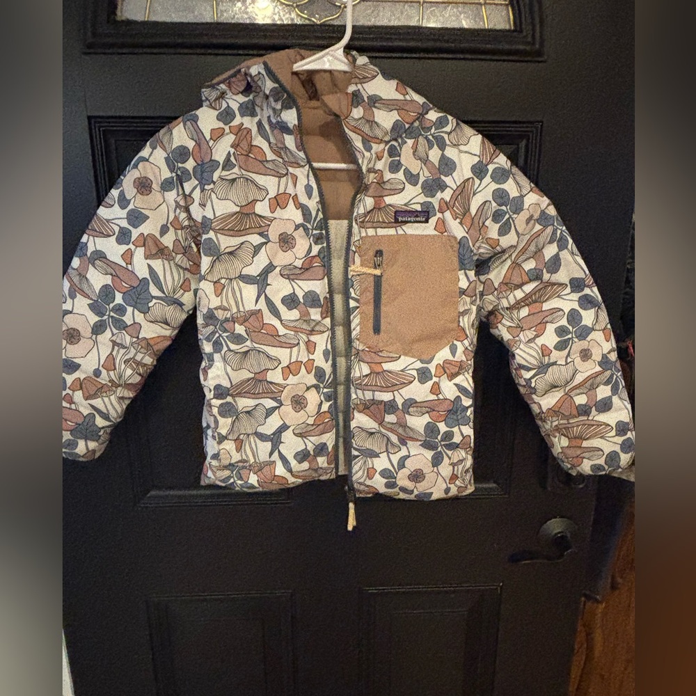 Girls Patagonia size medium